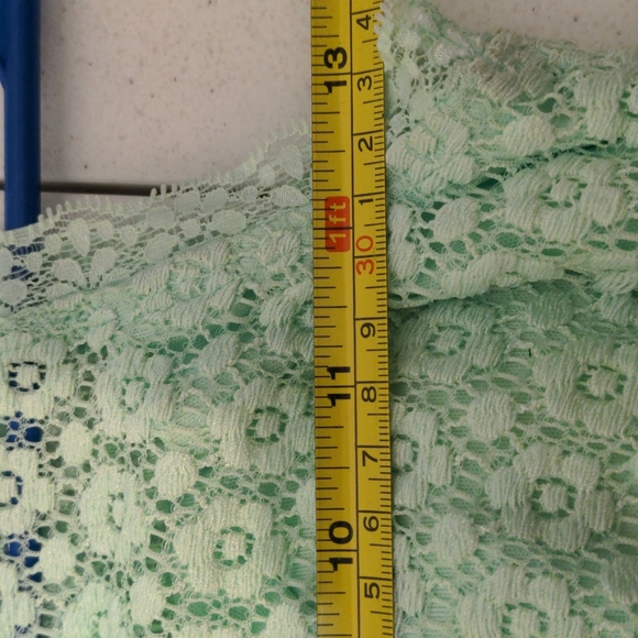 B. Darlin light green lacy sleeveless dress - Picture 7 of 9